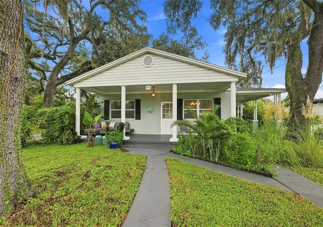 Photo 1 of Single family home for sale at 8911 N Highland Ave, Tampa, FL 33604 | MLS# TB8546883 | Listing updated on 2026-09-15