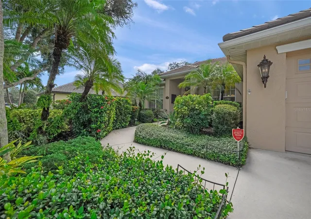 Photo 2 of Single family home for sale at 5355 Anthony Ln, Sarasota, FL 34233 | MLS# A4705550 | Listing updated on 2026-10-14