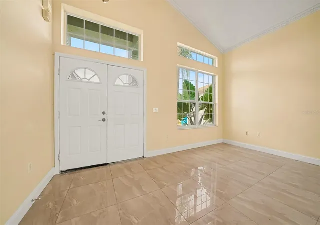 Photo 3 of Single family home for sale at 909 Devon Crk Rd, Winter Springs, FL 32708 | MLS# O6440367 | Listing updated on 2026-09-28