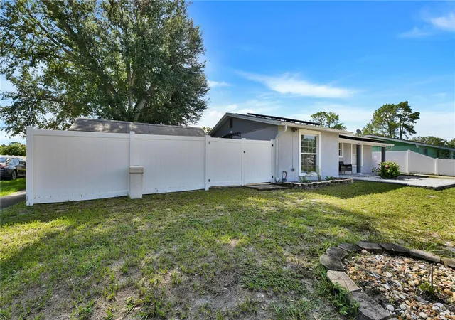 Photo 4 of Single family home for sale at 8845 Auburn Way, Tampa, FL 33615 | MLS# TB8546890 | Listing updated on 2026-10-05