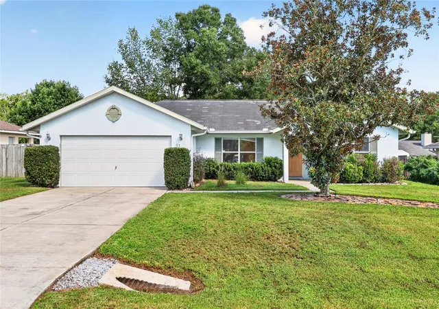 Photo 1 of Single family home for sale at 95 Teak Rd, Ocala, FL 34472 | MLS# OM731956 | Listing updated on 2026-09-12