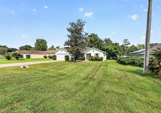 Photo 2 of Single family home for sale at 95 Teak Rd, Ocala, FL 34472 | MLS# OM731956 | Listing updated on 2026-09-12