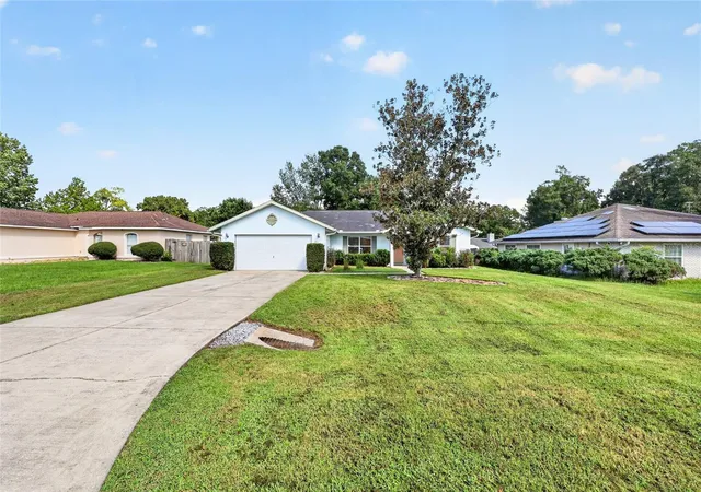 Photo 3 of Single family home for sale at 95 Teak Rd, Ocala, FL 34472 | MLS# OM731956 | Listing updated on 2026-09-12