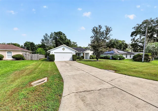 Photo 4 of Single family home for sale at 95 Teak Rd, Ocala, FL 34472 | MLS# OM731956 | Listing updated on 2026-09-12