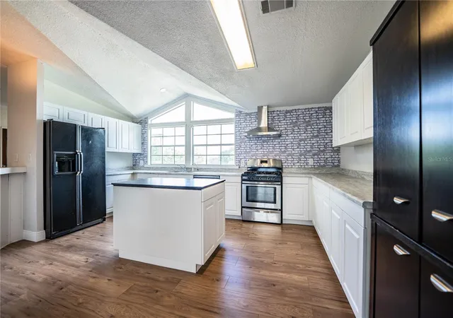 Manufactured home for sale at 8045 Alturas Babson Park Cutoff Rd, BARTOW, FL 33830 | MLS# L4964927 | Listing updated on 2026-09-18