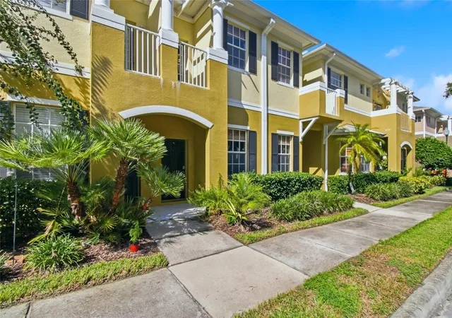 Photo 3 of Townhouse for sale at 14017 Citrus Crst Cir, Tampa, FL 33625 | MLS# TB8546897 | Listing updated on 2026-09-29