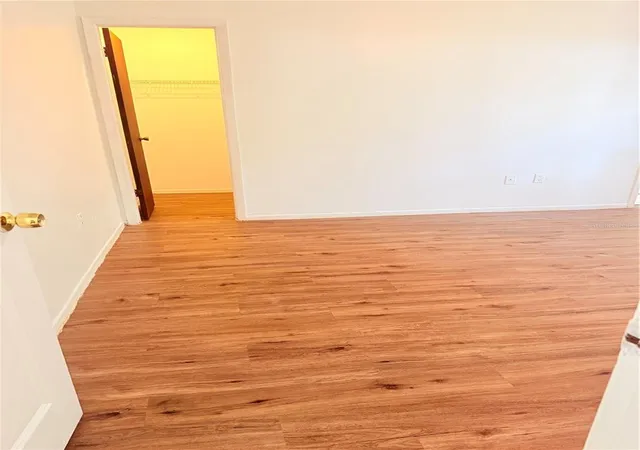 Photo 3 of Townhouse for sale at 2919 Prince Oak Ct, Saint Cloud, FL 34769 | MLS# S5157235 | Listing updated on 2026-09-17