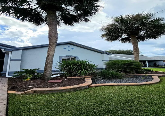 Photo 2 of Single family home for sale at 730 San Marino Dr, Lady Lake, FL 32159 | MLS# G5117562 | Listing updated on 2026-10-03