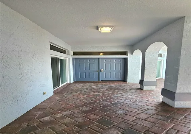 Photo 4 of Single family home for sale at 730 San Marino Dr, Lady Lake, FL 32159 | MLS# G5117562 | Listing updated on 2026-10-03