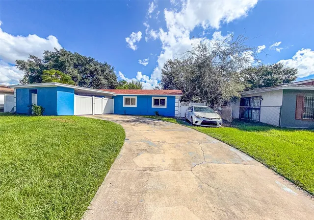 Photo 1 of Single family home for sale at 2743 Grandola Dr, Orlando, FL 32811 | MLS# L4964928 | Listing updated on 2026-10-28