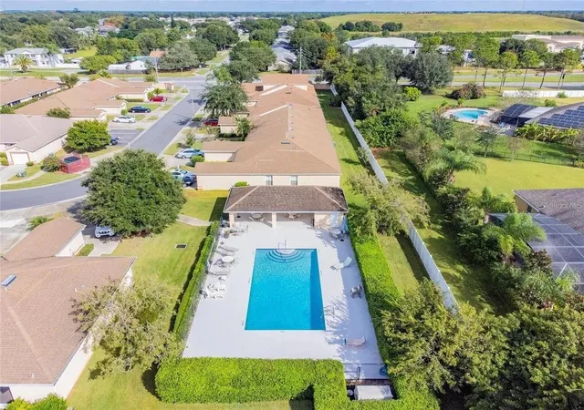 Photo 4 of Townhouse for sale at 3455 Village Green Ct, Saint Cloud, FL 34772 | MLS# S5157241 | Listing updated on 2026-10-07