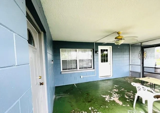 Photo 2 of Manufactured home for sale at 1513 Pleasant St, Tavares, FL 32778 | MLS# O6440408 | Listing updated on 2026-09-30