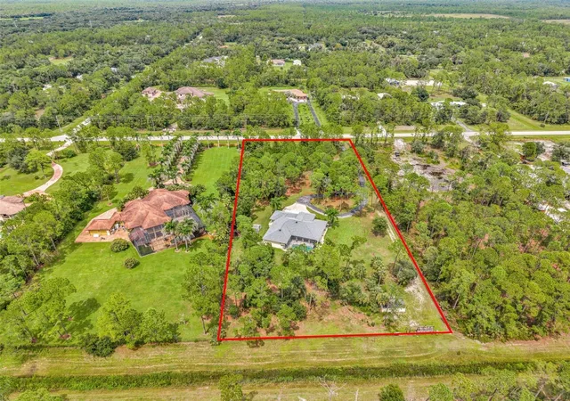 Photo 4 of Sale Pending at 3605 Tropicaire Blvd, North Port, FL 34286 | MLS# A4705574 | Listing updated on 2026-09-14