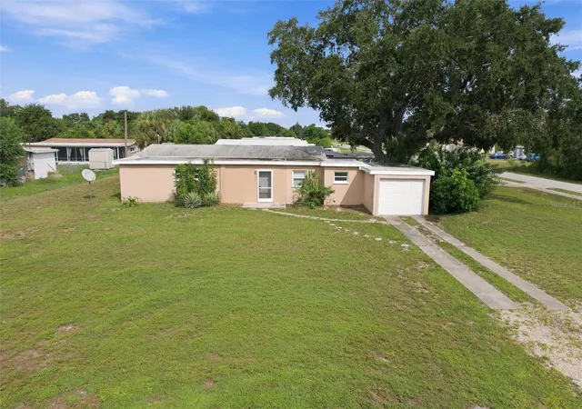 Multi family home for sale at 27264 Sunnybrook Rd, PUNTA GORDA, FL 33983 | MLS# C7530544