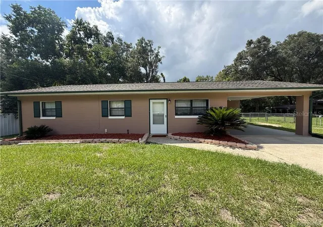 Photo 1 of Single family home for sale at 9756 W Camphor Ln, Crystal River, FL 34428 | MLS# TB8546944 | Listing updated on 2026-09-20