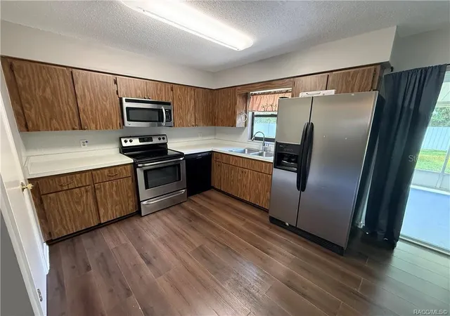 Photo 3 of Single family home for sale at 9756 W Camphor Ln, Crystal River, FL 34428 | MLS# TB8546944 | Listing updated on 2026-09-20
