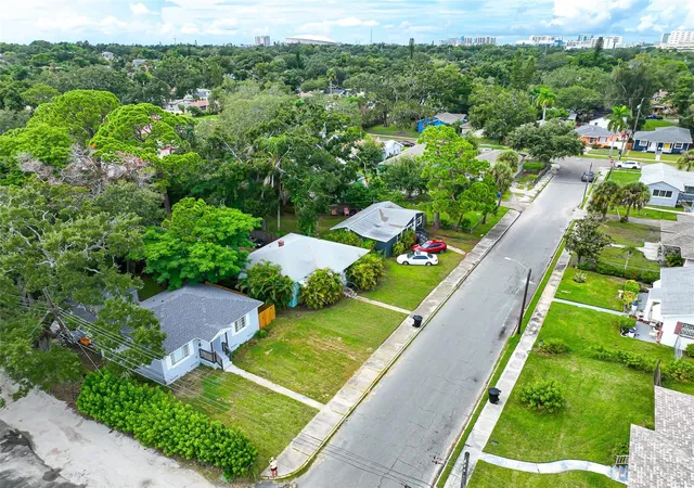 Photo 4 of Single family home for sale at 1745 Freeman St S, Saint Petersburg, FL 33701 | MLS# TB8546958 | Listing updated on 2026-09-18