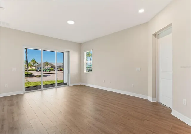 Photo 4 of House for sale at 1847 Nottingham Trl, Punta Gorda, FL 33980 | MLS# R4911954 | Listing updated on 2026-10-27