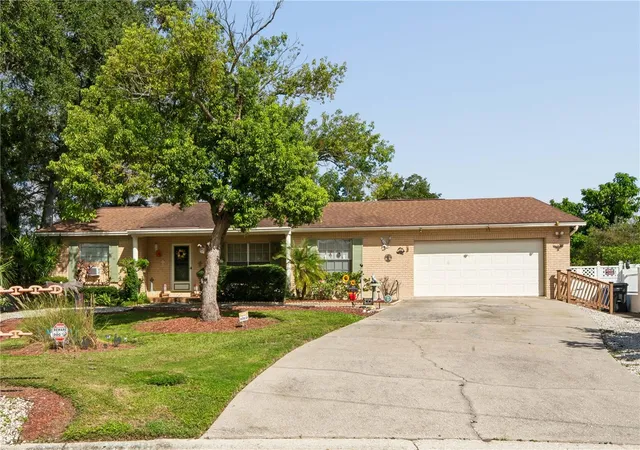 Photo 1 of Single family home for sale at 10739 Drummond Rd, Tampa, FL 33615 | MLS# TB8546976 | Listing updated on 2026-09-24
