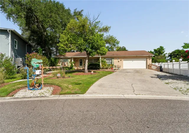 Photo 2 of Single family home for sale at 10739 Drummond Rd, Tampa, FL 33615 | MLS# TB8546976 | Listing updated on 2026-09-24