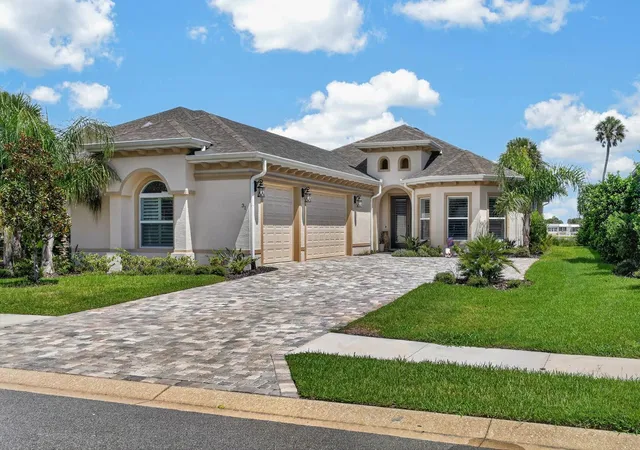 Photo 2 of Single family home for sale at 31 S Riverwalk Dr, Palm Coast, FL 32137 | MLS# FC321320 | Listing updated on 2026-09-12