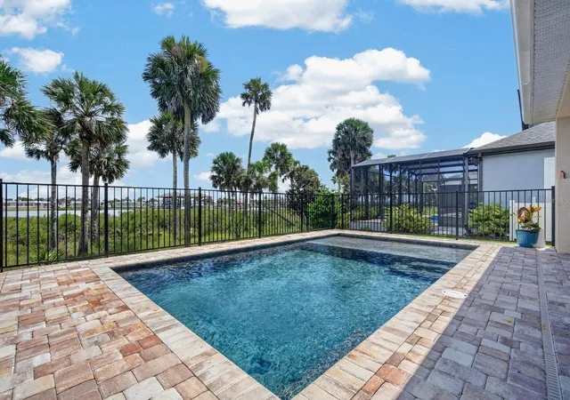 Photo 4 of Single family home for sale at 31 S Riverwalk Dr, Palm Coast, FL 32137 | MLS# FC321320 | Listing updated on 2026-09-12