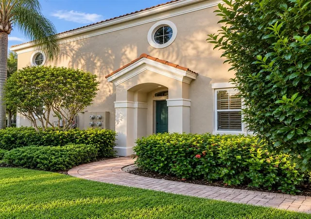 Townhouse for sale at 5235 Parisienne Pl #101B28, SARASOTA, FL 34238 | MLS# D6148707