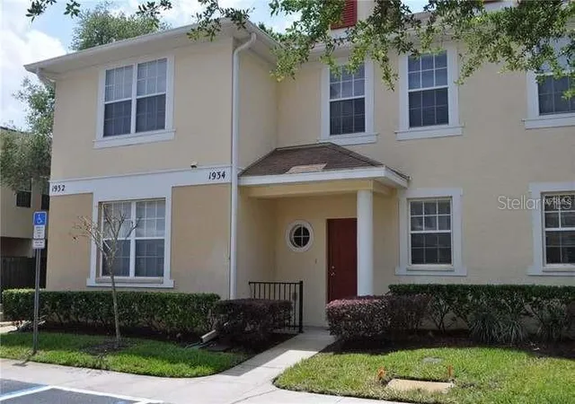 Townhouse for sale at 1934 Fiesta Ridge Ct, TAMPA, FL 33604 | MLS# TB8546996