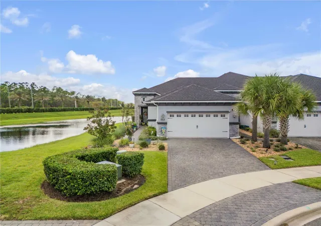 Photo 2 of Townhouse for sale at 6374 Hanfield Dr, Port Orange, FL 32128 | MLS# NS1089209 | Listing updated on 2026-09-16