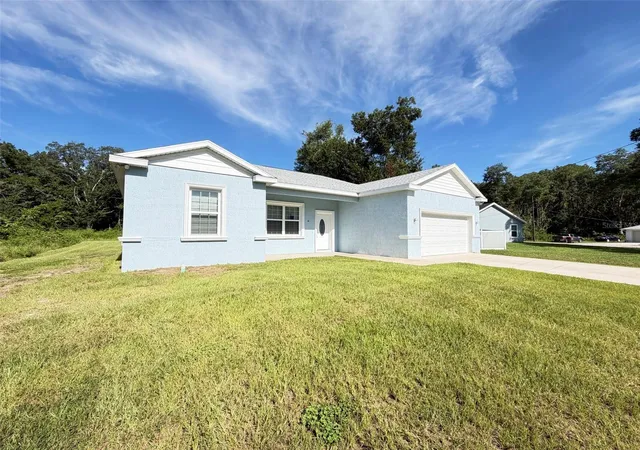 Photo 2 of Single family home for sale at 10 Locust Run Cir, Ocala, FL 34472 | MLS# O6440473 | Listing updated on 2026-09-15
