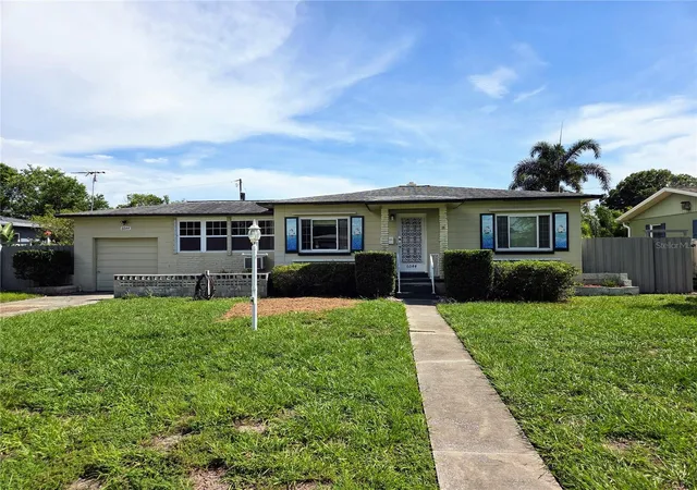 Photo 1 of Single family home for sale at 6044 Burlington Ave N, Saint Petersburg, FL 33710 | MLS# TB8547022 | Listing updated on 2026-10-17