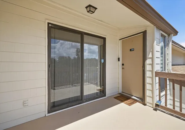 Photo 3 of Condo for sale at 1082 Bird Bay Way #304, Venice, FL 34285 | MLS# N6145693 | Listing updated on 2026-09-16
