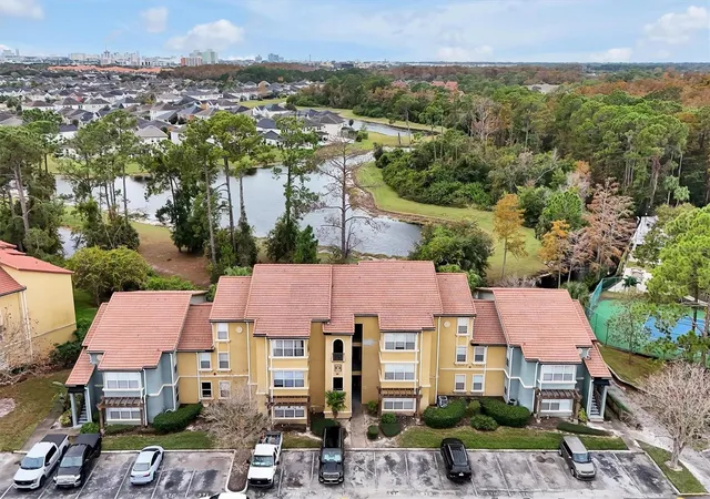 Condo for sale at 5168 Conroy Rd #35, ORLANDO, FL 32811 | MLS# O6440483