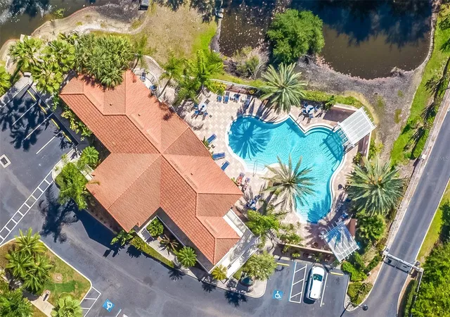 Photo 1 of Condo for sale at 12077 Gandy Blvd N #333, Saint Petersburg, FL 33702 | MLS# TB8547032 | Listing updated on 2026-10-09