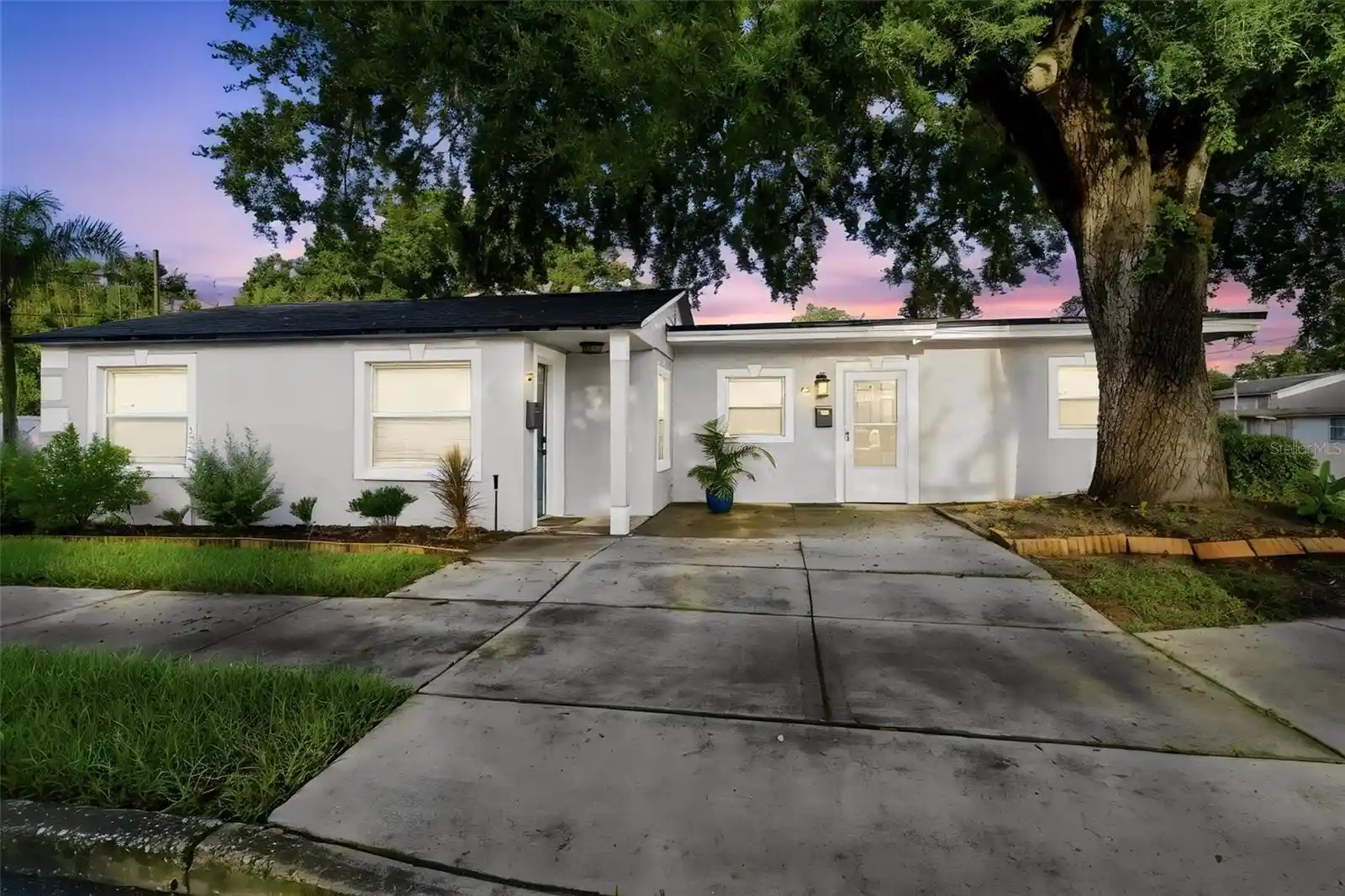 Listing Photo 1 - Condo for sale in 46 E Princeton St located at 46 E Princeton St, ORLANDO, FL 32804 - Unit 46 E Princeton St