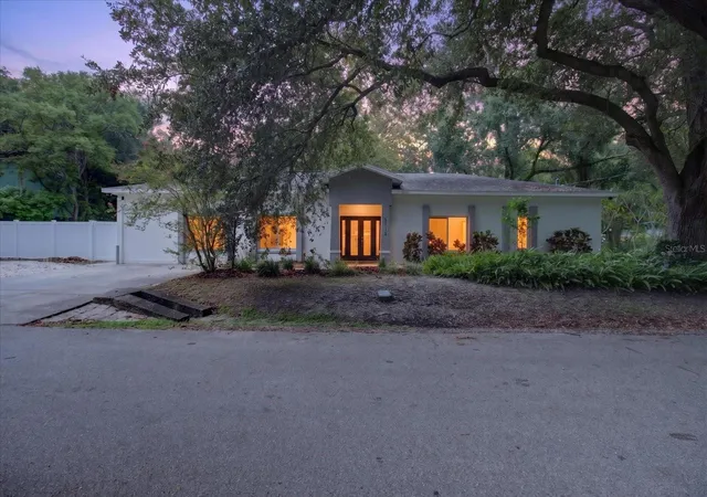 Photo 1 of Single family home for sale at 5114 Chilkoot St, Tampa, FL 33617 | MLS# TB8547044 | Listing updated on 2026-10-06