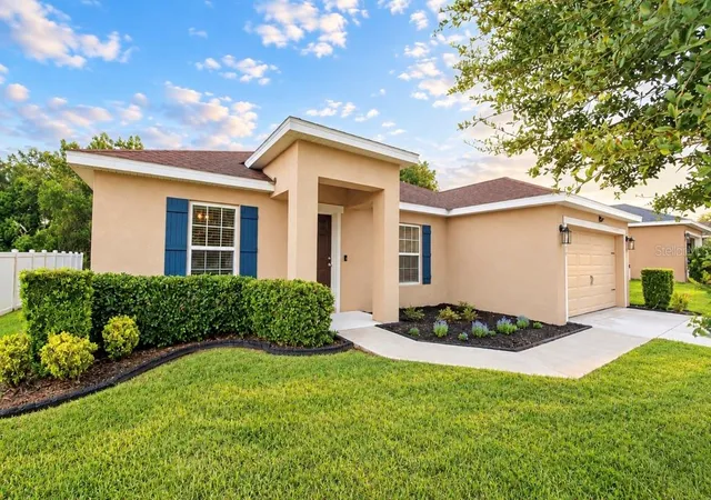Photo 1 of Single family home for sale at 308 Water Lily Ln, Lake Alfred, FL 33850 | MLS# L4964935 | Listing updated on 2026-10-03