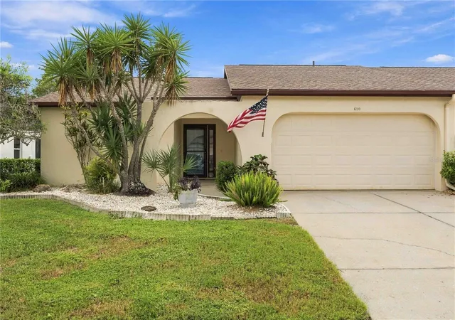 Photo 1 of Single family home for sale at 680 Linden Dr, Englewood, FL 34223 | MLS# N6145695 | Listing updated on 2026-09-13