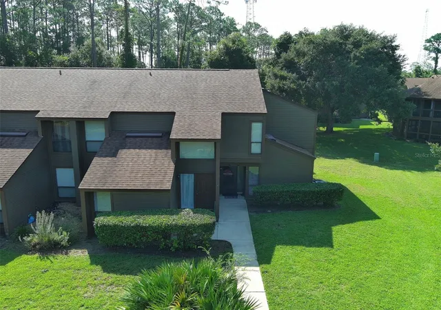 Photo 2 of Condo for sale at 5 Sherbury Ct #5, Palm Coast, FL 32137 | MLS# FC321324 | Listing updated on 2026-10-28