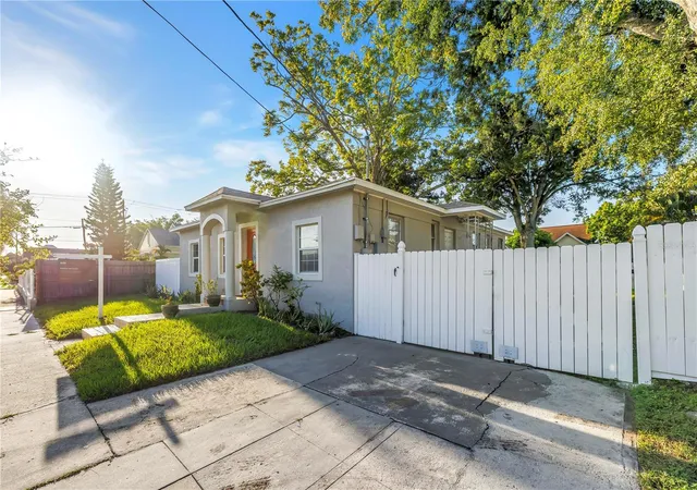 Photo 40 of Single family home for sale at 2906 W Main St, TAMPA, FL 33607 | MLS# TB8547056 | Listing updated on 2026-10-07