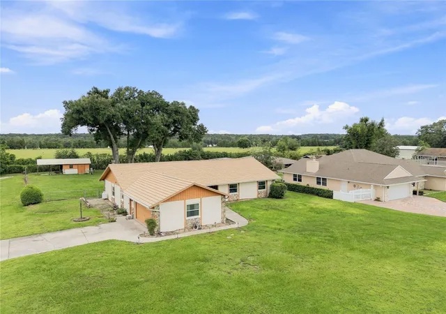 Photo 3 of Single family home for sale at 12501 Apalachee Pl, Thonotosassa, FL 33592 | MLS# TB8547063 | Listing updated on 2026-09-24