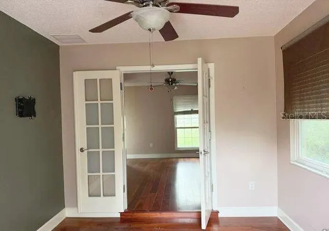 Photo 4 of Single family home for sale at 32911 Forest Ave, Leesburg, FL 34788 | MLS# O6440513 | Listing updated on 2026-10-02