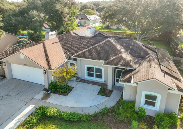 Photo 4 of Single family home for sale at 1010 High Ridge Ct, Minneola, FL 34715 | MLS# G5117583 | Listing updated on 2026-09-12