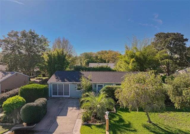 Photo 2 of Single family home for sale at 10958 Sw 86th Court, Ocala, FL 34481 | MLS# OM731986 | Listing updated on 2026-09-13