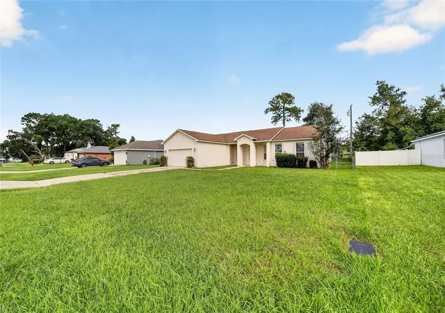 Photo 2 of Single family home for sale at 5325 SW 129th Place, Ocala, FL 34473 | MLS# G5117584 | Listing updated on 2026-09-23