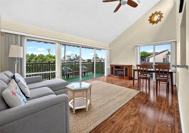Listing Photo 4 - Condo for sale in building located at 726 White Pine Tree Rd, Venice, FL 34285 - Unit #84