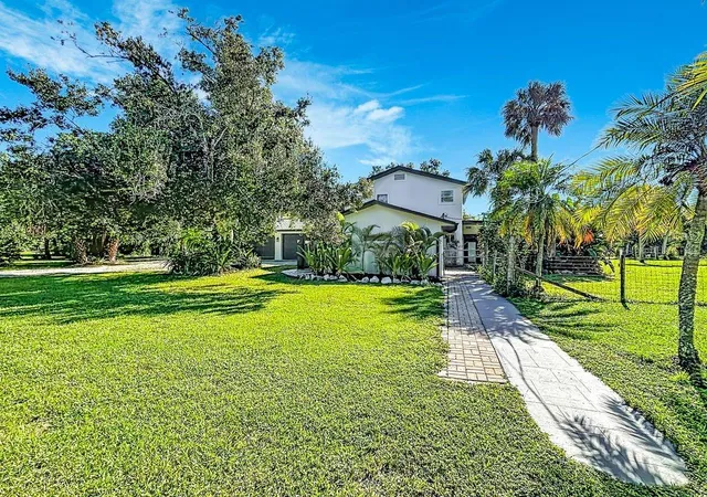 Photo 3 of Single family home for sale at 1409 Lavilla Rd, Punta Gorda, FL 33950 | MLS# G5117585 | Listing updated on 2026-09-26