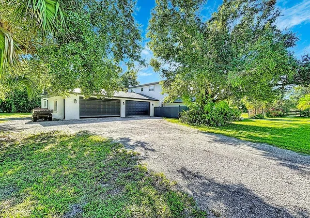 Photo 3 of Single family home for sale at 1409 Lavilla Rd, Punta Gorda, FL 33950 | MLS# G5117585 | Listing updated on 2026-09-26