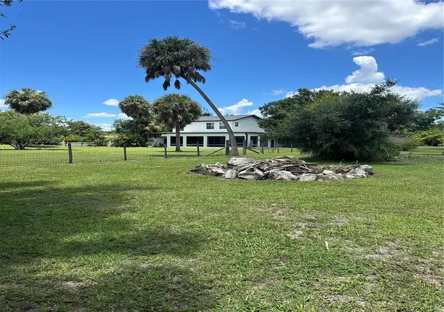 Photo 4 of Single family home for sale at 1409 Lavilla Rd, Punta Gorda, FL 33950 | MLS# G5117585 | Listing updated on 2026-09-26