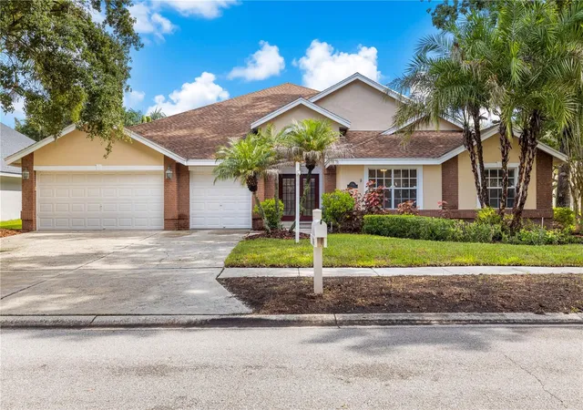 Photo 3 of Single family home for sale at 8746 Tantallon Cir, Tampa, FL 33647 | MLS# TB8547083 | Listing updated on 2026-09-13